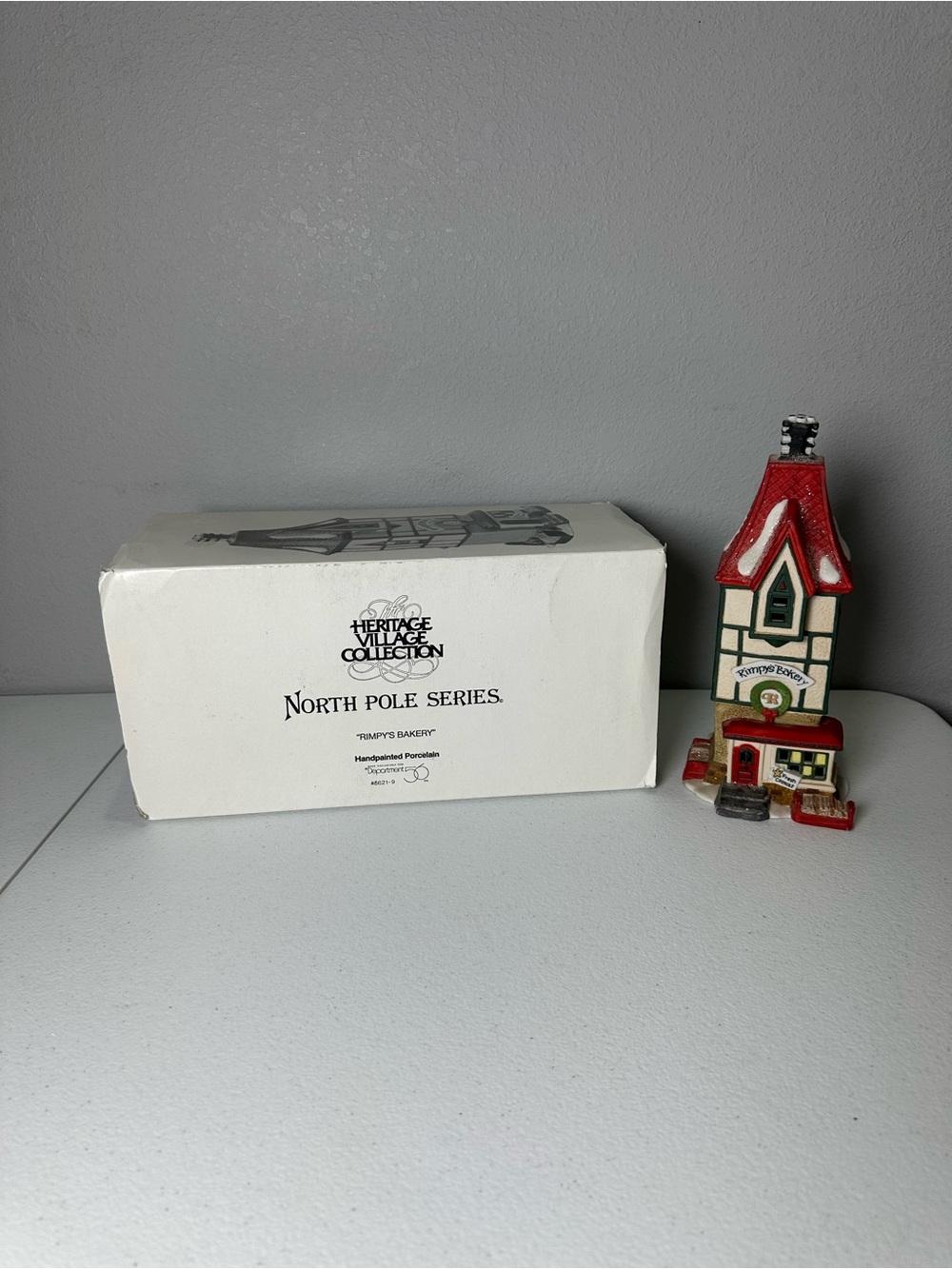 Department 56 vintage 1991 Red and White Village Bakery Figurine